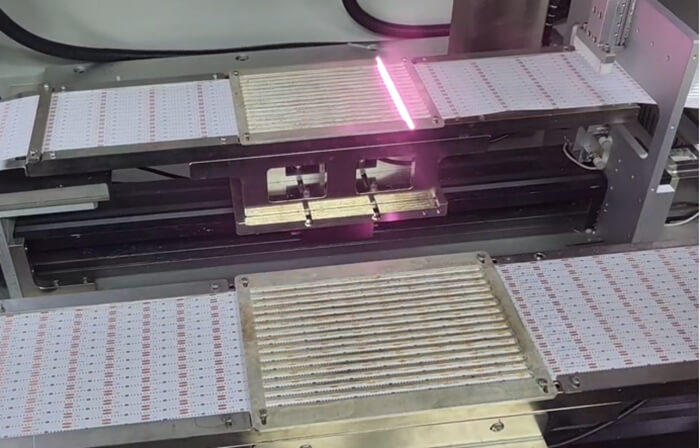 激光錫焊 .jpg 激光錫焊 .jpg